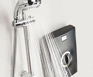 Aqualisa-Quartz-Electric-Shower